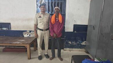 धारदार हथियार लेकर घूमने वाले आरोपियों पर दुर्ग पुलिस की लगातार कार्रवाई