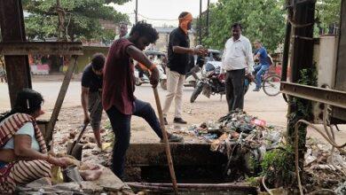 पाइप लाइन लीकेज से जलभराव की समस्या को निगम प्रशासन ने तत्काल किया समाधान... 7 पाइप लाइन लीकेज से जलभराव की समस्या को निगम प्रशासन ने तत्काल किया समाधान...