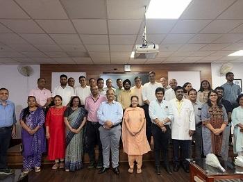 जवाहरलाल नेहरू चिकित्सालय में एचएमआईएस अपॉइंटमेंट मॉड्यूल का शुभारंभ, स्वास्थ्य सेवाओं के डिजिटल रूपांतरण की दिशा में महत्वपूर्ण कदम... 1 जवाहरलाल नेहरू चिकित्सालय में एचएमआईएस अपॉइंटमेंट मॉड्यूल का शुभारंभ, स्वास्थ्य सेवाओं के डिजिटल रूपांतरण की दिशा में महत्वपूर्ण कदम...