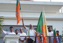 भाजपा स्थापना दिवस पर सांसद बृजमोहन अग्रवाल ने कार्यालय में फहराया पार्टी ध्वज, कार्यकर्ताओं व देशवासियों को दी शुभकामनाएं...