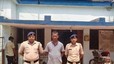 जुआ-सट्टा पर दुर्ग पुलिस की लगातार कार्रवाई जारी – सट्टा खिलाते हुए आरोपी गिरफ्तार...