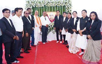 दुर्ग ग्रामीण विधायक ललित चंद्राकर की पूज्य माताजी स्व. पूर्णिमा चंद्राकर जी के वार्षिक श्राद्ध पर श्रद्धासुमन अर्पित... 2 दुर्ग ग्रामीण विधायक ललित चंद्राकर की पूज्य माताजी स्व. पूर्णिमा चंद्राकर जी के वार्षिक श्राद्ध पर श्रद्धासुमन अर्पित...