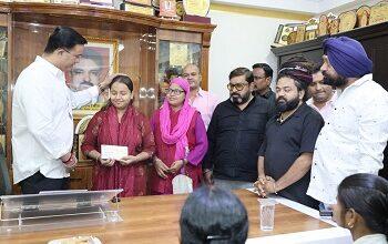 इंद्रजीत सिंह छोटू का सराहनीय कदम: जरूरतमंद बेटी की पढ़ाई के लिए बढ़ाया हाथ...