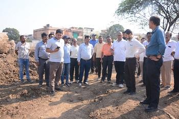 भिलाई में बनेगा सुव्यवस्थित थोक सब्जी मार्केट, संभाग आयुक्त और कलेक्टर ने चिन्हांकित स्थल का किया मौका मुआयना...