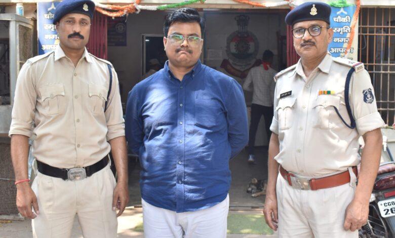 ऑपरेशन विश्वास के तहत देर रात क्लब संचालन के बाद अवैध शराब बिक्री करते संचालक गिरफ्तार, 64 बोतल बीयर जप्त...