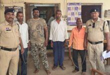 मवेशियों की अवैध परिवहन पर त्वरित कार्रवाई, 04 आरोपी गिरफ्तार कर 06 नग मवेशी एवं पिकअप वाहन जप्त...