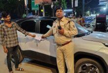 लग्जरी एवं SUV वाहनों पर विशेष अभियान चलाकर 52 वाहनों पर यातायात पुलिस की सख्त कार्यवाही...