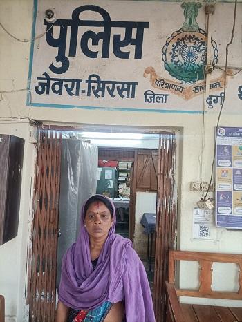 अंधे कत्ल की गुत्थी सुलझी– नाबालिग एवं महिला आरोपी गिरफ्तार, हत्या में शामिल हथियार बरामद...