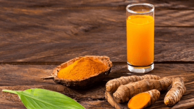 एक गिलास हल्दी पानी बदल सकता है आपकी सेहत, जानिए कब और कैसे पिएं ताकि मिले दोगुना फायदा...