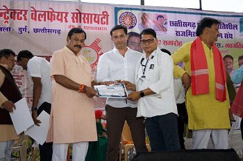 भिलाई में श्रमिकों का महाकुंभ: बीरा जी के अंगना में जुटी भीड़, सांसद बघेल और इंद्रजीत सिंह ने बढ़ाया मान...