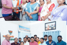 पश्चिम बंगाल चुनाव प्रचार से लौटने के बाद फिर शुरू हुआ जनदर्शन: दुर्ग ग्रामीण विधायक ललित चंद्राकर ने निवास में सुनीं जनता की समस्याएं...