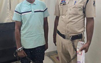 नशे के विरुद्ध कार्यवाही में उतई पुलिस को सफलता, अवैध शराब बिक्री करते आरोपी गिरफ्तार...