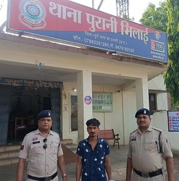 उमदा रोड पर पुलिस की बड़ी कार्रवाई, 30 पौवा अवैध शराब के साथ आरोपी गिरफ्तार...