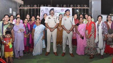पुलिस जन मित्र योजना” के माध्यम से जन सहभागिता बढ़ाकर साइबर सुरक्षा, महिला सुरक्षा एवं कानून व्यवस्था सुदृढ़ करने की पहल...