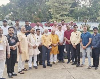 इनोवेशन महाकुंभ में शामिल होने भिलाई चेम्बर का दल अजय भसीन के नेतृत्व में जगदलपुर रवाना...