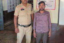 दुर्ग में स्कूल के पास सट्टा संचालित, पुलिस की रेड—आरोपी गिरफ्तार, ₹44,310 की जब्ती...