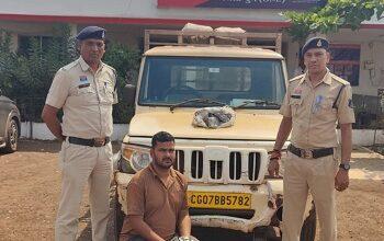 कंपनी परिसर से सिलिको मैंगनीज चोरी करने वाला वाहन चालक गिरफ्तार, चोरी गई सामग्री एवं वाहन जप्त...