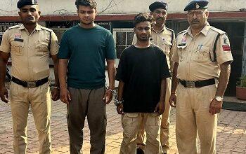 परिवार चौक सेक्टर-06 में राहगीर से मारपीट एवं गाली-गलौच करने वाले 02 आरोपी गिरफ्तार... 42 परिवार चौक सेक्टर-06 में राहगीर से मारपीट एवं गाली-गलौच करने वाले 02 आरोपी गिरफ्तार...