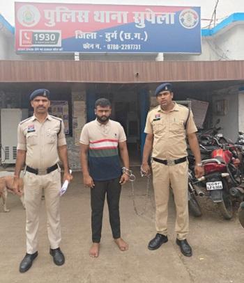 भिलाई में मौत बनकर दौड़ी कार: रेड सिग्नल पर खड़े लोगों को कुचला, 2 की मौत, NDPS केस वाला आरोपी गिरफ्तार...