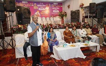 बिजली-पानी से लेकर अवैध शराब तक पर सख्त हुए सांसद बृजमोहन, बोले— जनता को दफ्तरों के चक्कर नहीं लगवाएंगे... 9 बिजली-पानी से लेकर अवैध शराब तक पर सख्त हुए सांसद बृजमोहन, बोले— जनता को दफ्तरों के चक्कर नहीं लगवाएंगे...