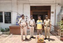 अवैध गांजा पर दुर्ग पुलिस की लगातार कार्यवाही जारी,बिक्री करते आरोपी गिरफ्तार, 10 किलो 710 ग्राम गांजा जप्त...