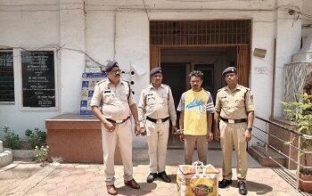 अवैध गांजा पर दुर्ग पुलिस की लगातार कार्यवाही जारी,बिक्री करते आरोपी गिरफ्तार, 10 किलो 710 ग्राम गांजा जप्त...