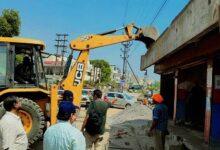 महाराजा चौक से बोरसी तक अतिक्रमण हटाने की कार्रवाई तेज, सड़क चौड़ीकरण का रास्ता साफ...