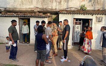 बॉम्बे आवास में सुबह 4 बजे पुलिस रेड, 5 बिना नंबर वाहन जब्त, कई संदिग्ध हिरासत में... 37 बॉम्बे आवास में सुबह 4 बजे पुलिस रेड, 5 बिना नंबर वाहन जब्त, कई संदिग्ध हिरासत में...
