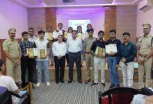 CG बोर्ड एवं CBSE बोर्ड के टॉप टेन विद्यार्थियों का वरिष्ठ पुलिस अधीक्षक ने किया सम्मान साथ ही मार्गदर्शन कार्यक्रम आयोजित...