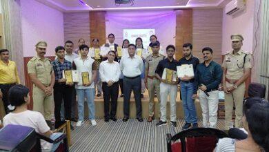 CG बोर्ड एवं CBSE बोर्ड के टॉप टेन विद्यार्थियों का वरिष्ठ पुलिस अधीक्षक ने किया सम्मान साथ ही मार्गदर्शन कार्यक्रम आयोजित... 10 CG बोर्ड एवं CBSE बोर्ड के टॉप टेन विद्यार्थियों का वरिष्ठ पुलिस अधीक्षक ने किया सम्मान साथ ही मार्गदर्शन कार्यक्रम आयोजित...