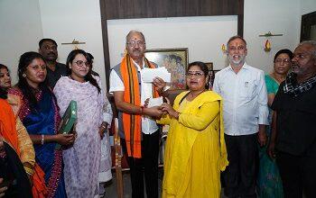 सांसद बृजमोहन अग्रवाल की बड़ी सौगात: 230 हितग्राहियों को वितरित किए 23 लाख रुपये के चेक... 8 सांसद बृजमोहन अग्रवाल की बड़ी सौगात: 230 हितग्राहियों को वितरित किए 23 लाख रुपये के चेक...
