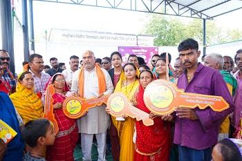 "अधिकारी सुशासन तिहार में प्राप्त आवेदन को तय समय-सीमा में करें निराकरण, लापरवाही बर्दाश्त नहीं" – ललित चन्द्राकर