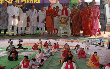बीरा जी के आंगन में गूंजा योग का संदेश, महिलाओं और युवाओं ने सीखे स्वस्थ जीवन के मंत्र... 5 बीरा जी के आंगन में गूंजा योग का संदेश, महिलाओं और युवाओं ने सीखे स्वस्थ जीवन के मंत्र...