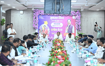 शासकीय योजनाओं का लाभ हर पात्र परिवार तक पहुंचे, प्रशासन संवेदनशीलता और जवाबदेही के साथ करे कार्य: मुख्यमंत्री विष्णुदेव साय