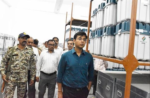 ईव्हीएम वेयर हाउस का किया गया त्रैमासिक निरीक्षण...