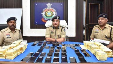 201 गुम मोबाइल खोजकर लौटाए, 41 लाख रुपये के फोन बरामद, मालिकों के चेहरे पर लौटी मुस्कान...