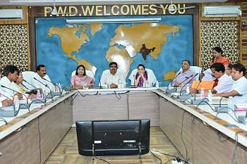 विद्युत व्यवस्था को लेकर मंत्री गजेन्द्र यादव ने ली समीक्षा बैठक...