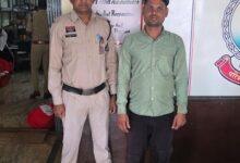 नारधा-सेमरिया तिराहे पर गांजा बेच रहा था युवक, दुर्ग पुलिस ने दबोचा; 2.84 किलो गांजा और नकदी बरामद...