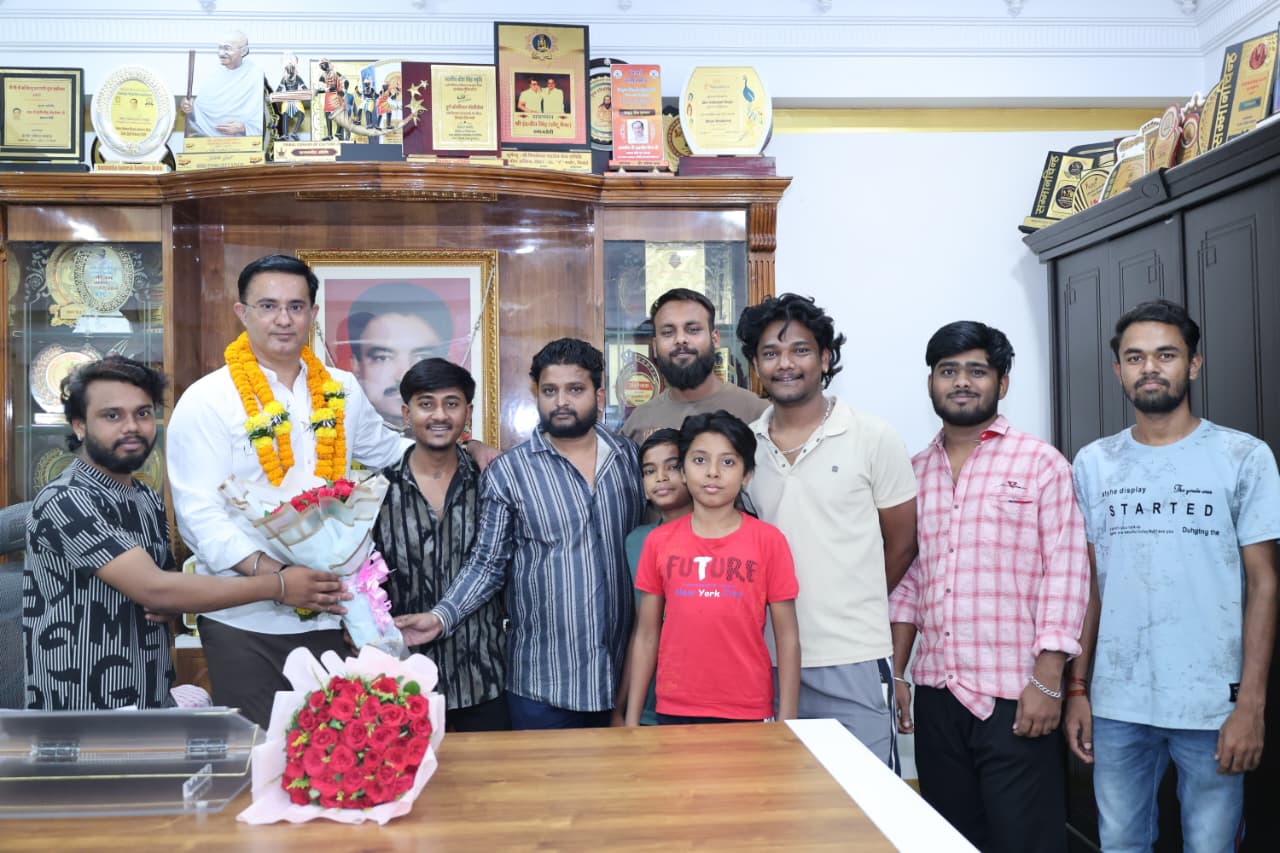 शहर के युवा समाजसेवी भाई इंद्रजीत सिंह छोटू के चाइना दौरे से लौटने पर भव्य स्वागत...