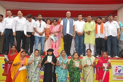 बीरगांव में सांसद बृजमोहन अग्रवाल ने सुनी जनसमस्याएं, अधिकारियों को दिए त्वरित निराकरण के सख्त निर्देश