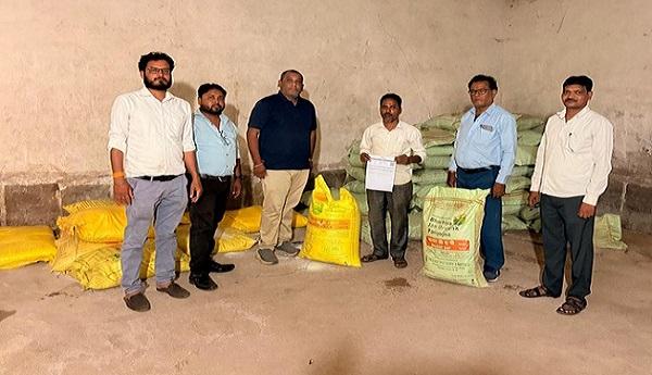 जिले में खाद एवं बीज की पर्याप्त उपलब्धता... 1 जिले में खाद एवं बीज की पर्याप्त उपलब्धता...