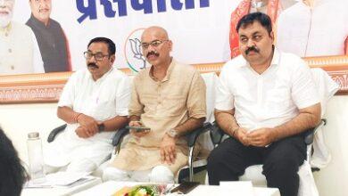 भाजपा जिला पदाधिकारियों की संगठनात्मक समीक्षा बैठक संपन्न... 2 भाजपा जिला पदाधिकारियों की संगठनात्मक समीक्षा बैठक संपन्न...