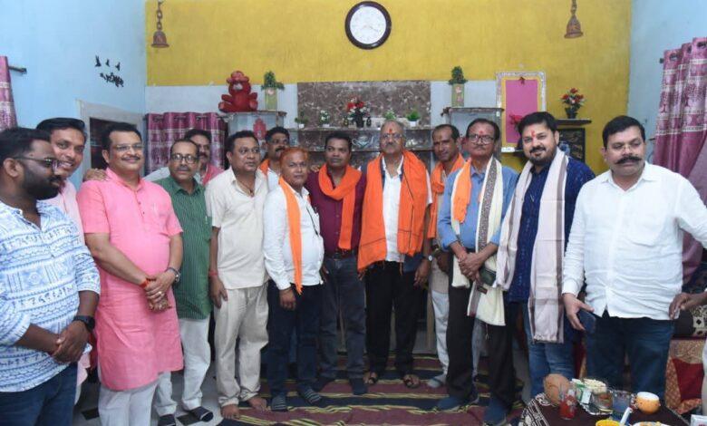 मोदी सरकार के 25 वर्षों की सुशासन यात्रा पर देवरी में जनसंपर्क अभियान, सांसद बृजमोहन ने गिनाईं ऐतिहासिक उपलब्धियां