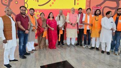 रायपुर पहुंचे केंद्रीय मंत्री गिरिराज सिंह, सांसद बृजमोहन अग्रवाल ने किया स्वागत... 26 रायपुर पहुंचे केंद्रीय मंत्री गिरिराज सिंह, सांसद बृजमोहन अग्रवाल ने किया स्वागत...