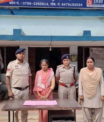 घर से सोने-चांदी के आभूषण चोरी करने वाली आरोपिया गिरफ्तार, चोरी गई चांदी की पायल बरामद 1 घर से सोने-चांदी के आभूषण चोरी करने वाली आरोपिया गिरफ्तार, चोरी गई चांदी की पायल बरामद