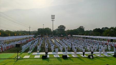 ब्रह्माकुमारीज द्वारा भव्य योग महोत्सव का सफल आयोजन... 4 ब्रह्माकुमारीज द्वारा भव्य योग महोत्सव का सफल आयोजन...