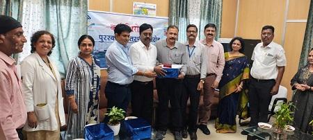 जवाहरलाल नेहरू चिकित्सालय एवं अनुसंधान केन्द्र में कर्म शिरोमणि पुरस्कार वितरण समारोह आयोजित...