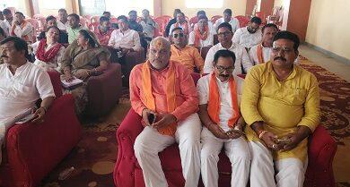 धनोरा बूथ क्र. 199 में भाजपा किसान मोर्चा के साथियों के साथ सुना पीएम मोदी का 135वां संस्करण 9 धनोरा बूथ क्र. 199 में भाजपा किसान मोर्चा के साथियों के साथ सुना पीएम मोदी का 135वां संस्करण