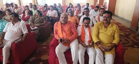 धनोरा बूथ क्र. 199 में भाजपा किसान मोर्चा के साथियों के साथ सुना पीएम मोदी का 135वां संस्करण
