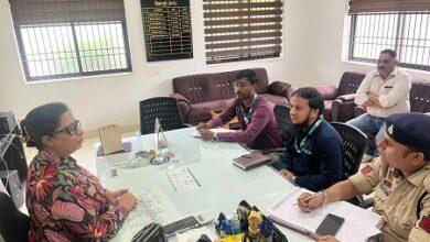 सड़क दुर्घटनाओं में घायलों को त्वरित सहायता उपलब्ध कराने हेतु यातायात पुलिस दुर्ग की महत्वपूर्ण पहल...
